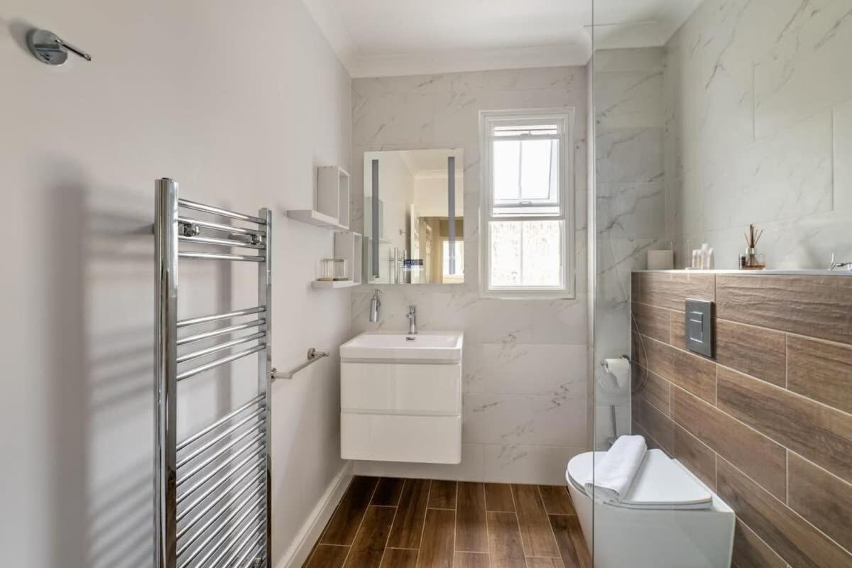 Modern And Bright 1 Bed Apartment, Tower Bridge London Exterior foto